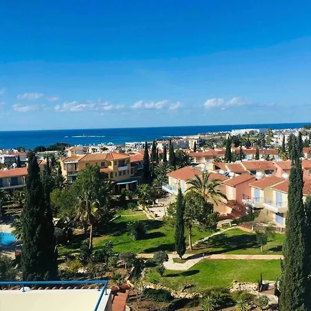Regina Gardens Sunset With Fast Free Wi-Fi And Late Check-Out Apartment Paphos Exterior photo